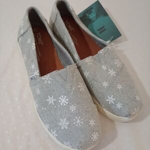 Toms Grey Snowflakes Drizzle Youth Classic Slip-On Shoes